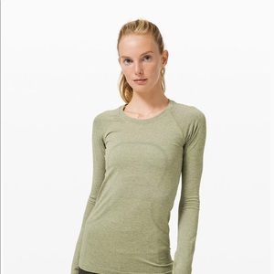 Lululemon long sleeve swiftly tech